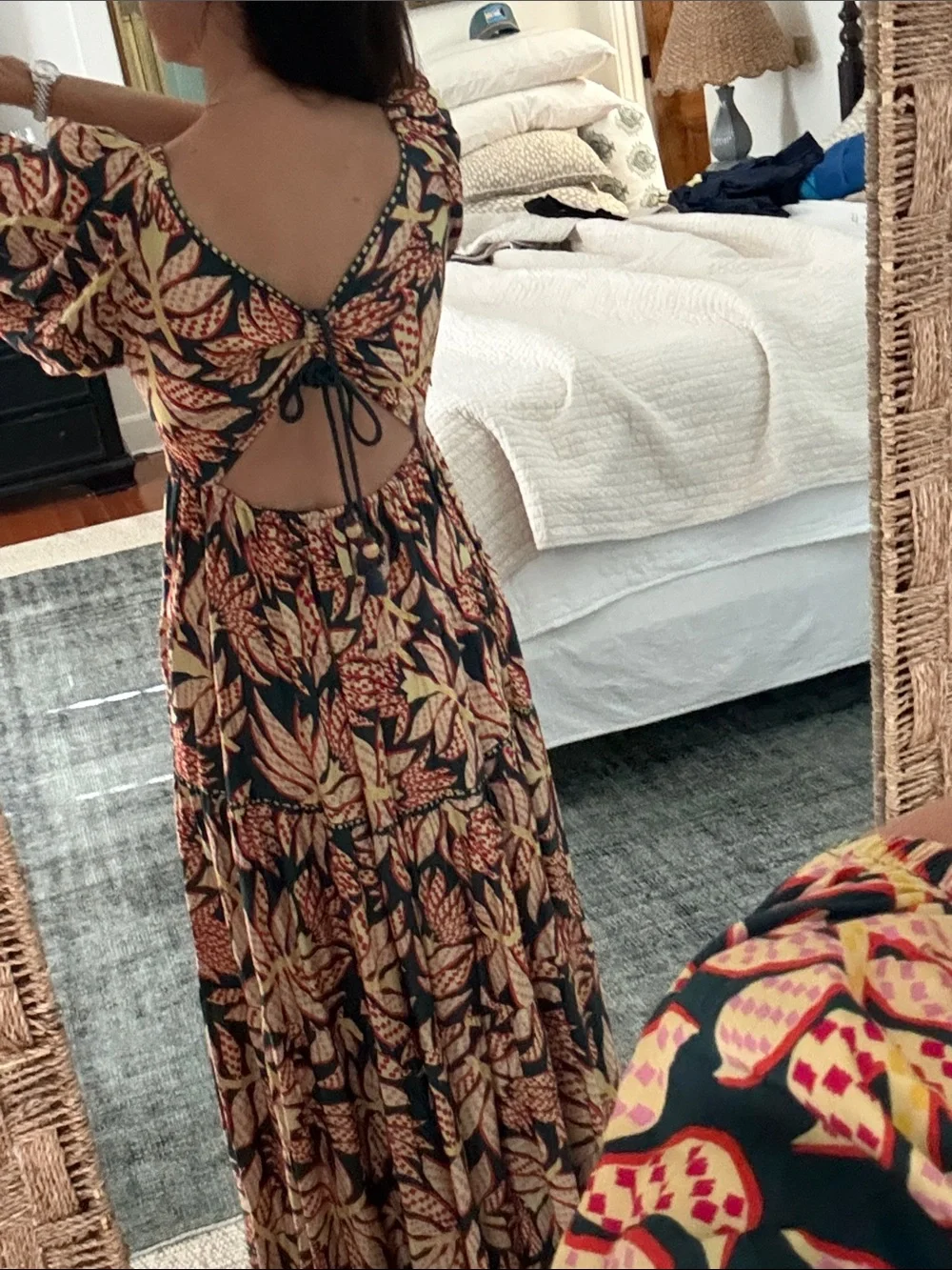 OMIKA size Small EXCELLENT V-Neck Floral Tiered Maxi Dress